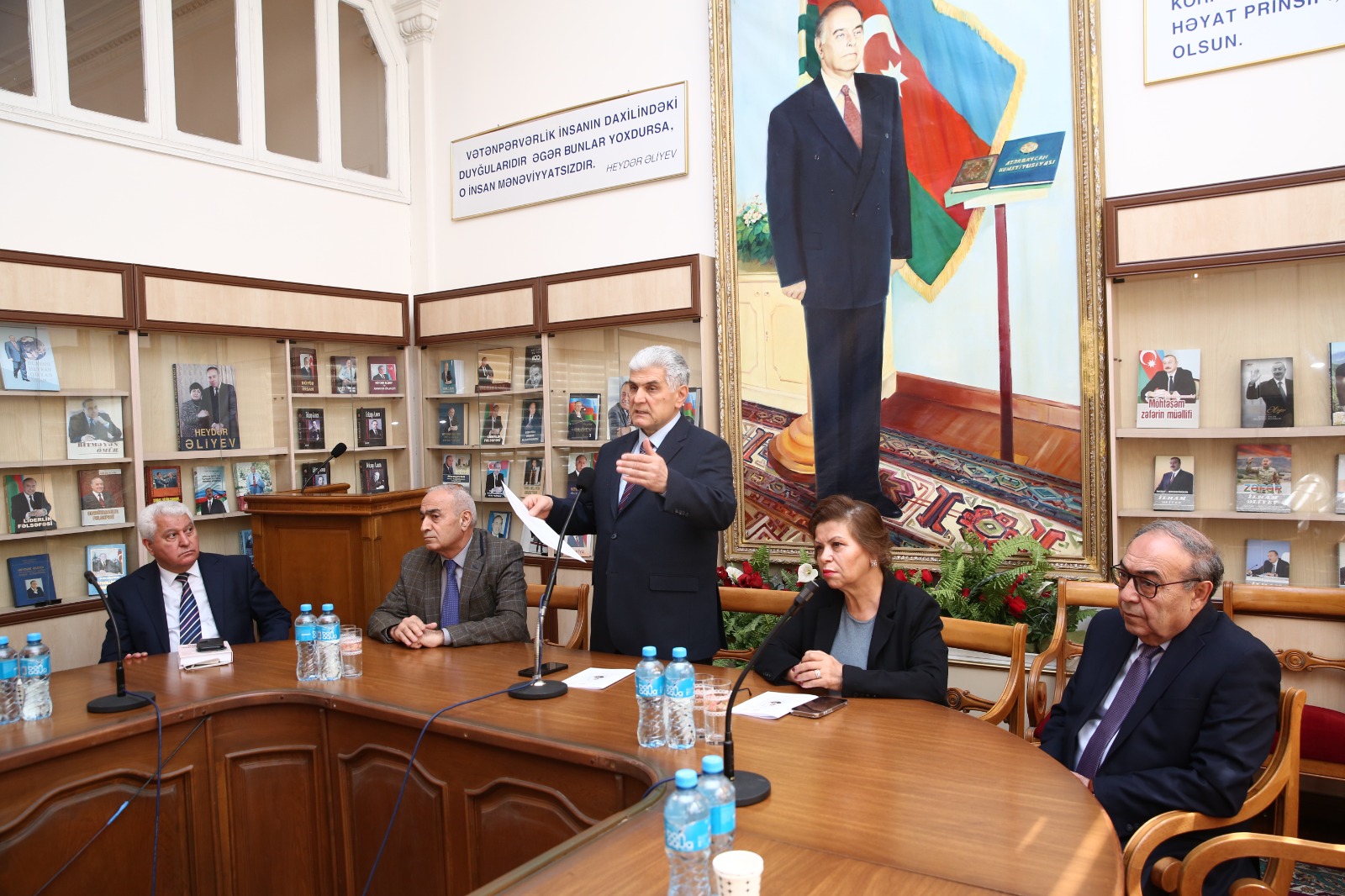 ADPU-da “Süleyman Sani Axundov – 150” konfransı keçirilib 