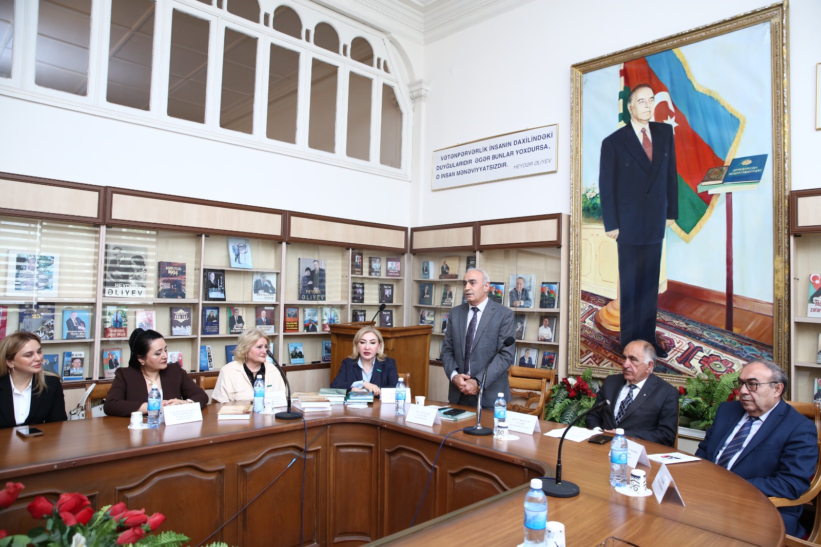 ADPU-da Ulu Öndər Heydər Əliyevə həsr olunmuş tədbir keçirilib 