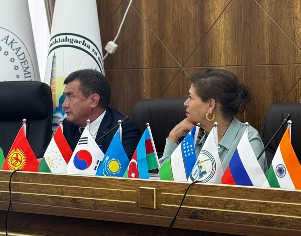 ADPU-nun prorektoru Özbəkistanda fəxri professor adına layiq görülüb