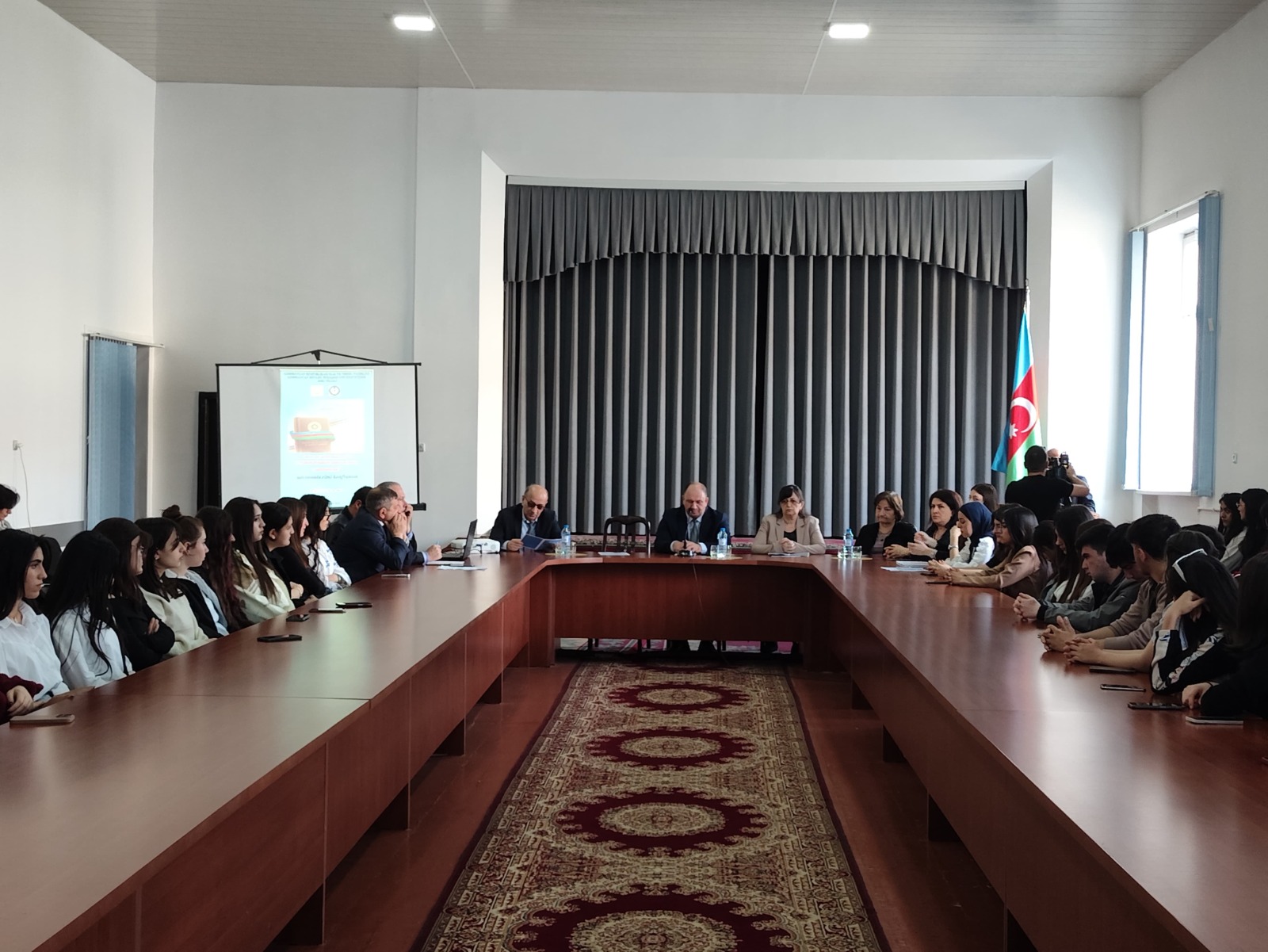 ADPU-nun Şəki filialında “Konstitusiya və suverenlik ili”nə həsr olunmuş elmi konfrans keçirilib