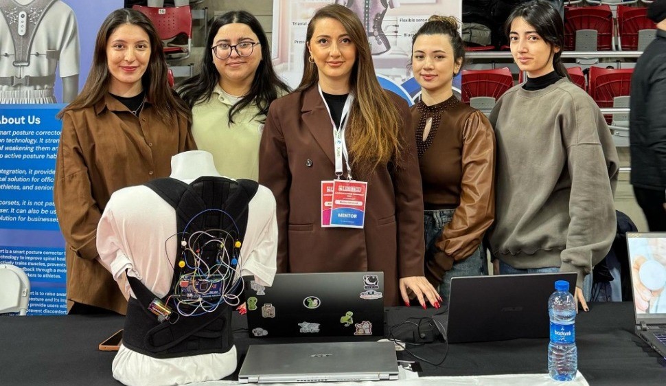 ADPU tələbələri “Fibonacci” Beynəlxalq Robot Olimpiadasının Milli Çempionatında qalib olublar 