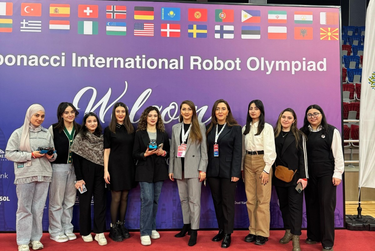 ADPU tələbələri “Fibonacci” Beynəlxalq Robot Olimpiadasının Milli Çempionatında qalib olublar