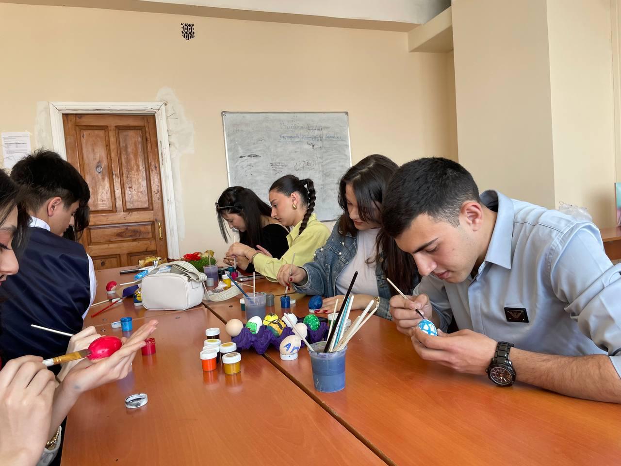 ADPU tələbləri üçün "Baharın rəngli sehrləri" adlı master-klas keçirilib 