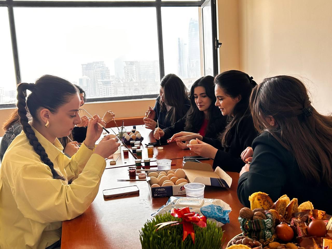 ADPU tələbləri üçün "Baharın rəngli sehrləri" adlı master-klas keçirilib