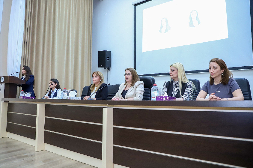 ADU-da “Maarifçi” tələbə-məzun təcrübə proqramı ilə bağlı maarifləndirici tədbir keçirilib