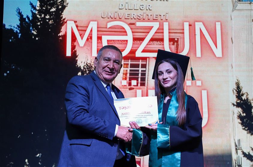 ADU-da “Məzun günü” keçirilib