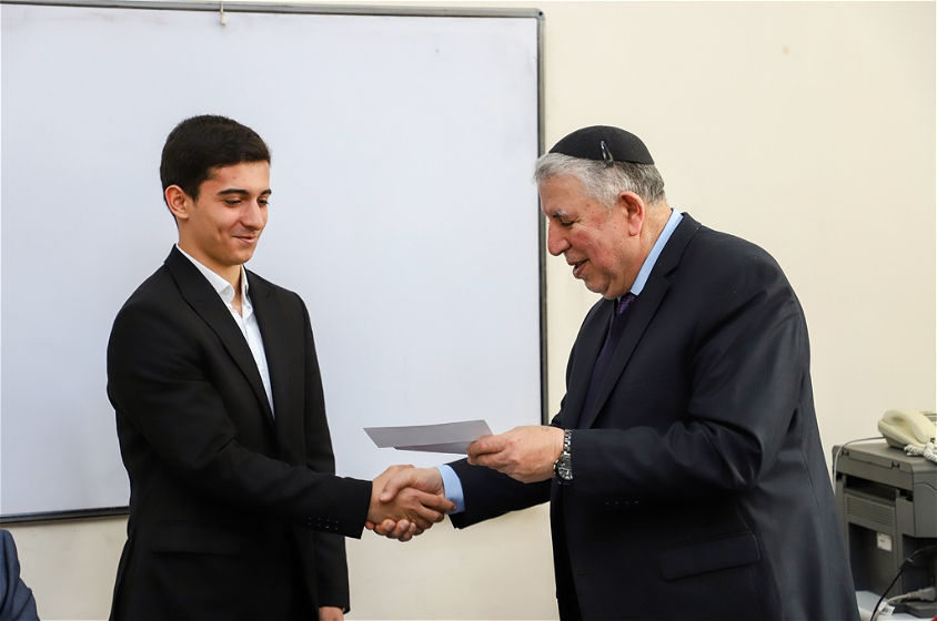 ADU-da Milli Qəhrəman Albert Aqarunov adına təqaüd təsis olunub 