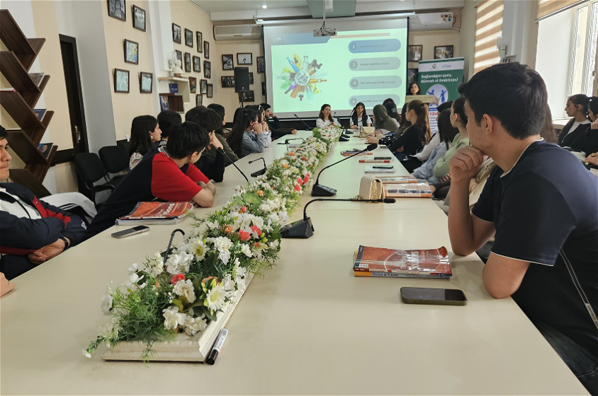 ADU-da tütünsüz həyatla bağlı maarifləndirici tədbir keçirilib