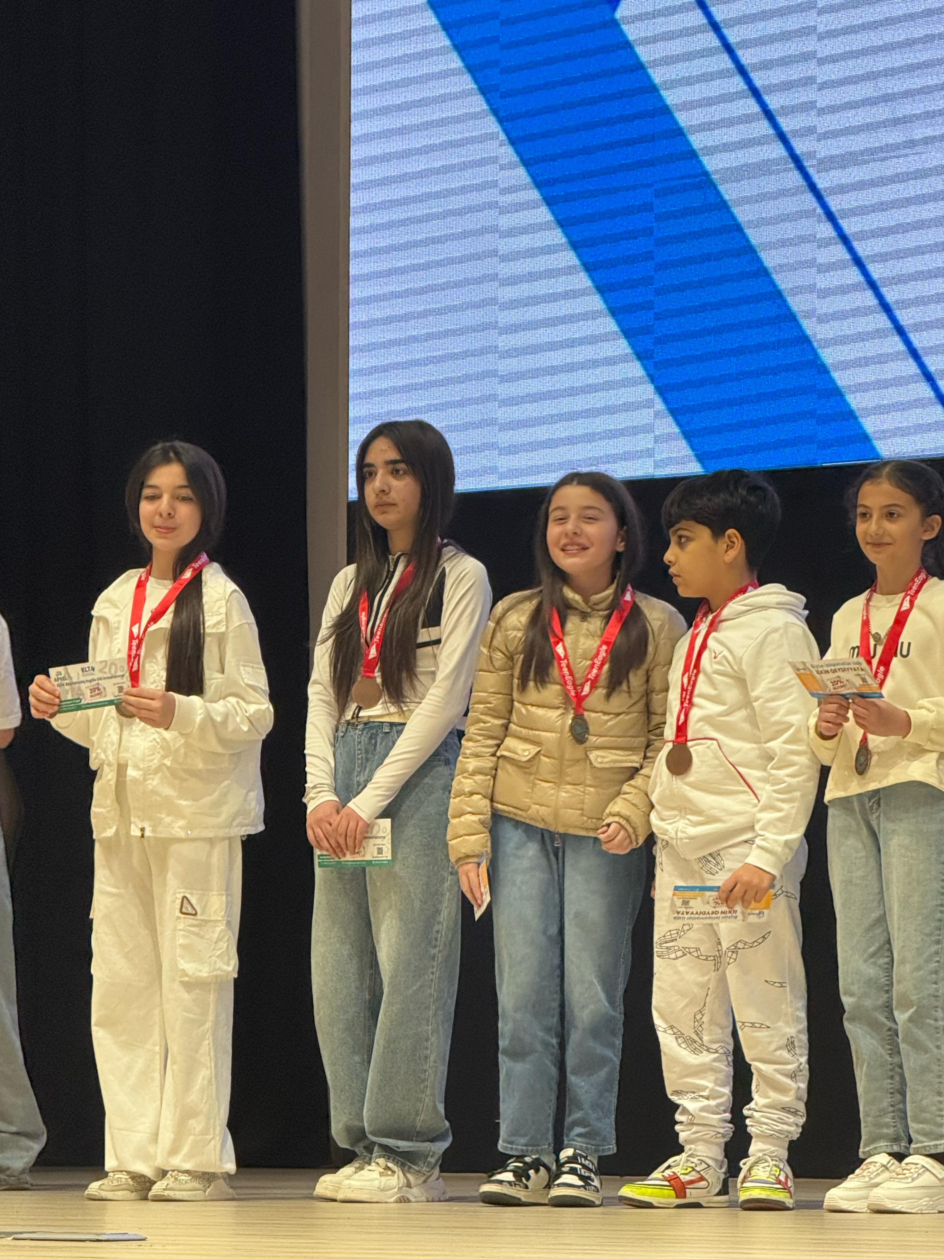 Ağdam məktəbliləri beynəlxalq ingilis dili olimpiadasının finalına çıxıblar 