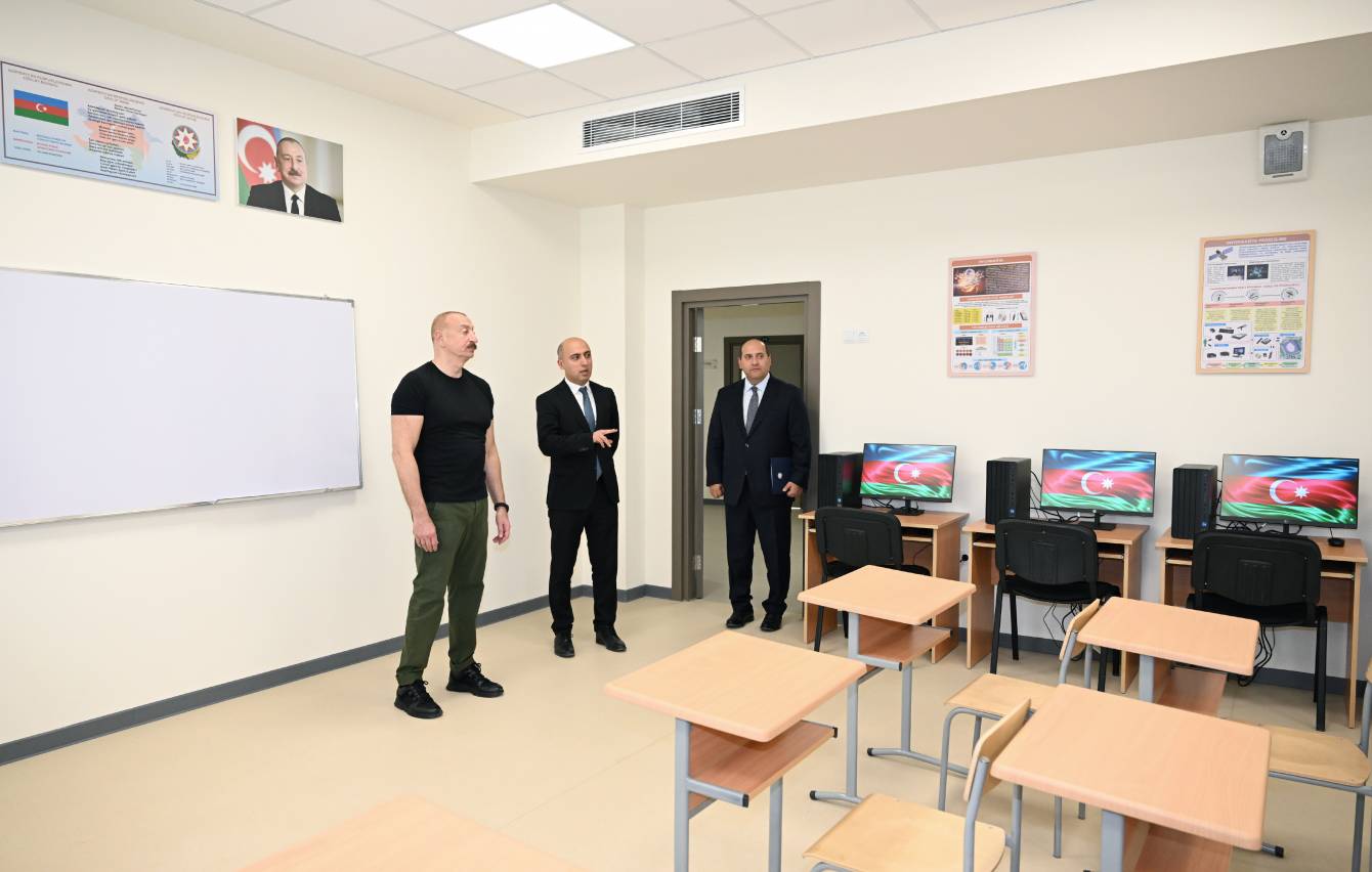 Ağdam şəhər 1 nömrəli tam orta məktəbin binasının açılışı olub 