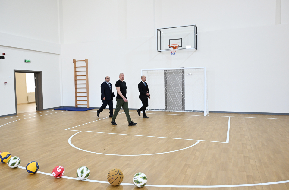 Ağdam şəhər 1 nömrəli tam orta məktəbin binasının açılışı olub