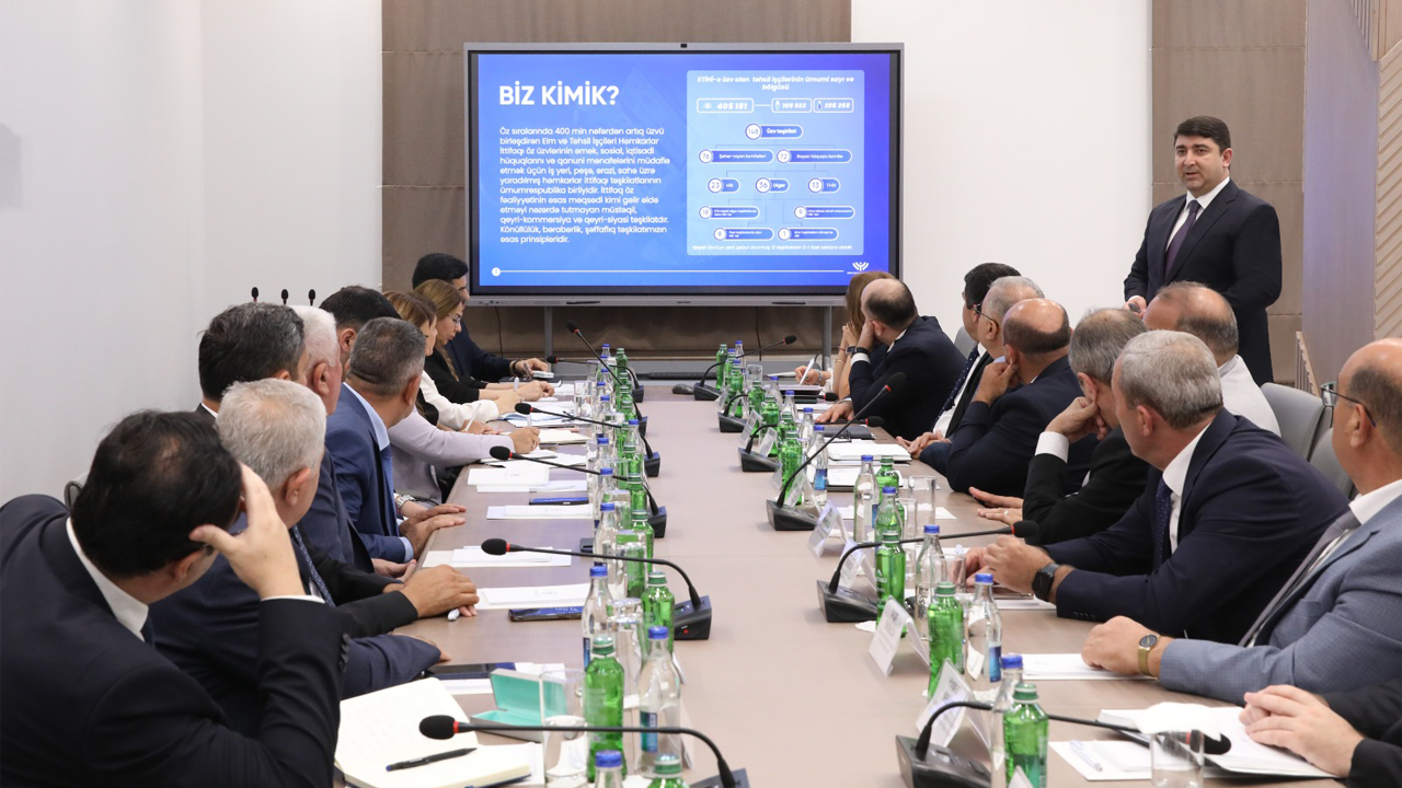 AHİK-in üzv təşkilatı ETİHİ-nin hesabat təqdimatı dinlənilib 