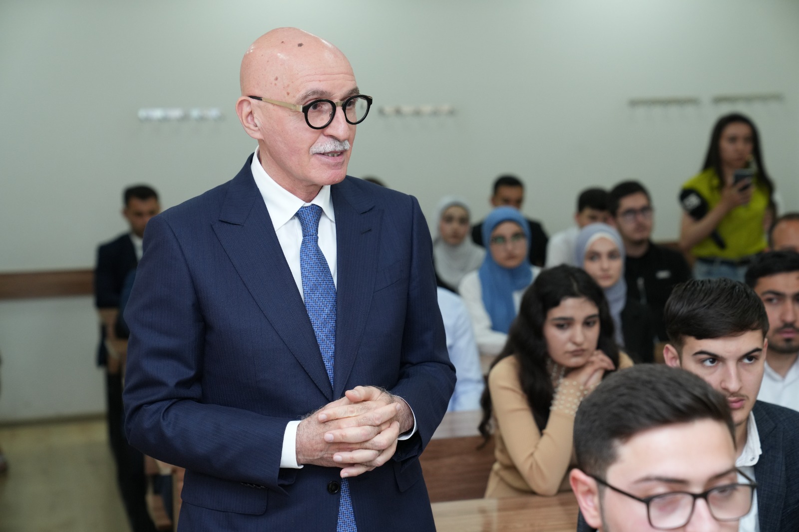 “Ailə dəyərlərimizə gənclərin baxışı” mövzusunda tədbir keçirilib