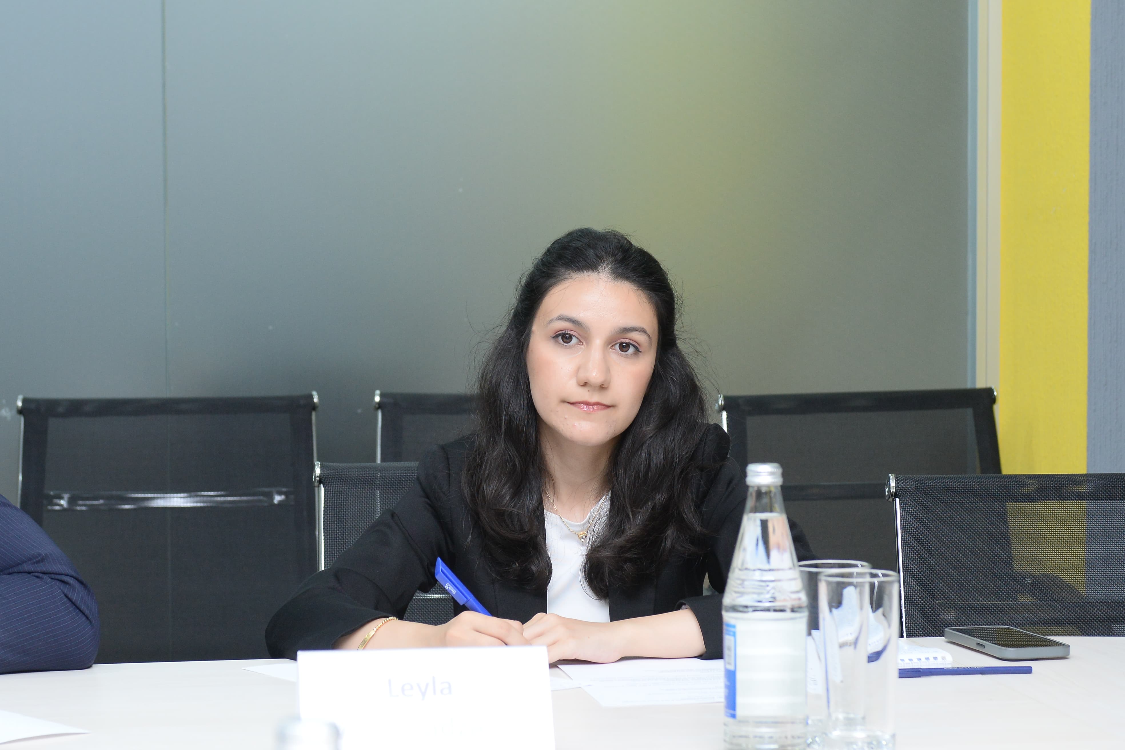 Ali təhsildə “LinkedIn”dən istifadə imkanlarının artırılması müzakirə edilib