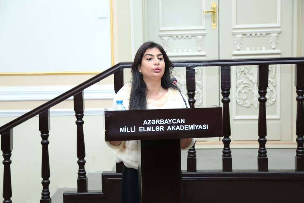 AMEA-da Naxçıvan Muxtar Respublikasının 100 illiyinə həsr olunmuş konfrans keçirilib