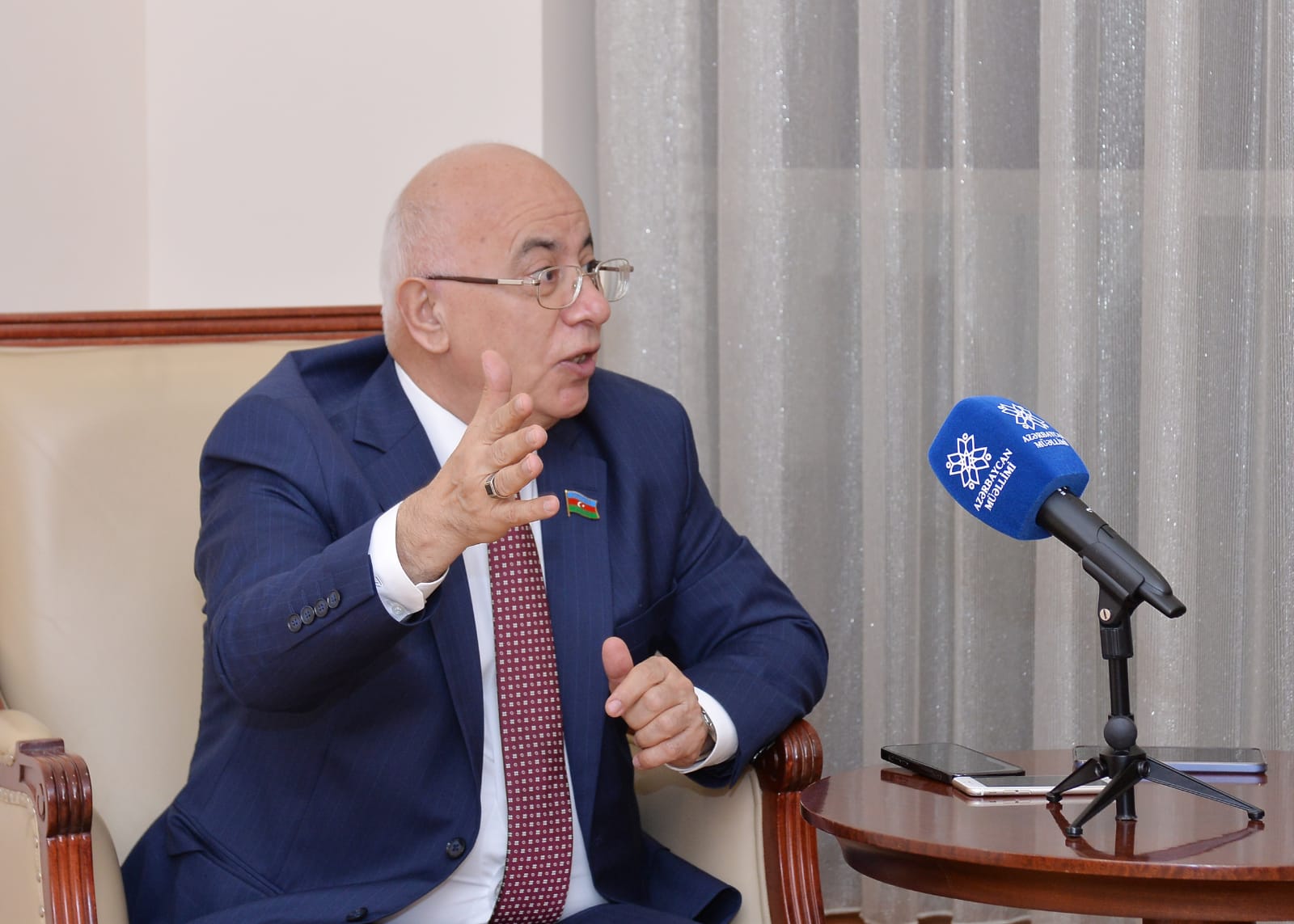 Anar İsgəndərov: "Uşağın uşaqlığını əlindən almaq olmaz" 