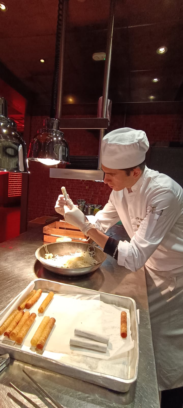 Aşpazlığa gedən yol videoçarxdan başladı – Peşə təhsili Orxanın həyatını necə dəyişdi?