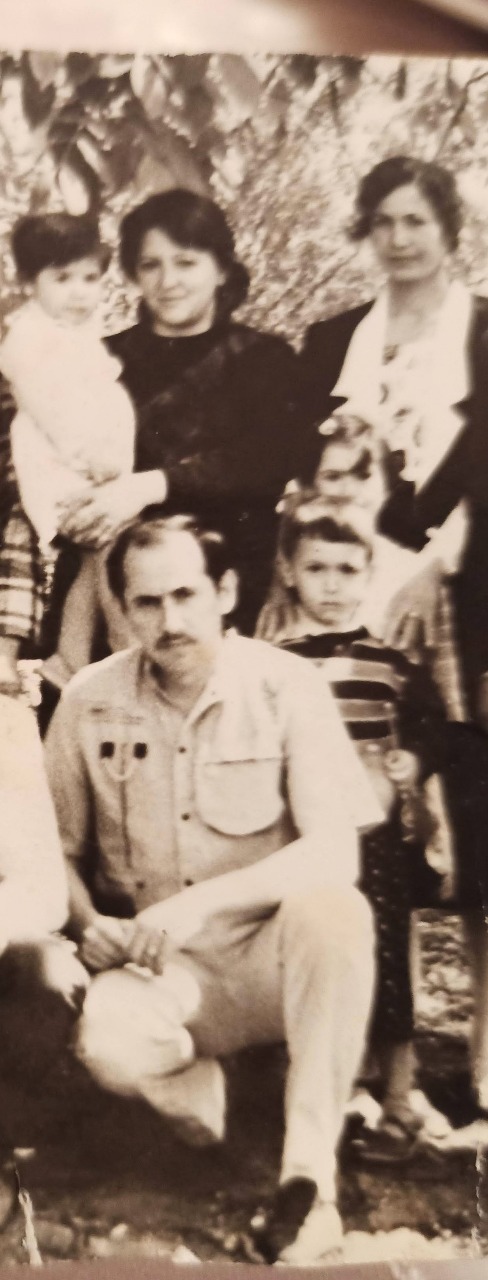 Atası və qardaşını müharibədə itirən "Şəhid yadigarı": "Təhsilimdən əl çəkmədim"