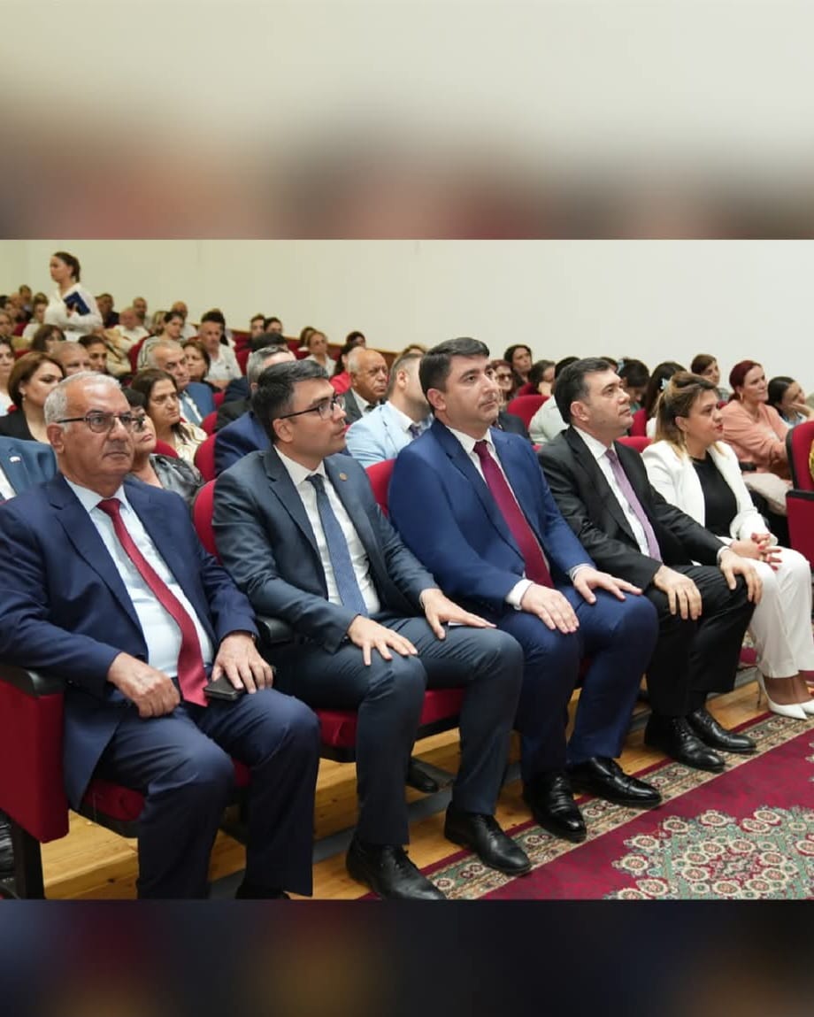 ATİAHİ 1000 nəfər təhsil işçisini sevindirdi