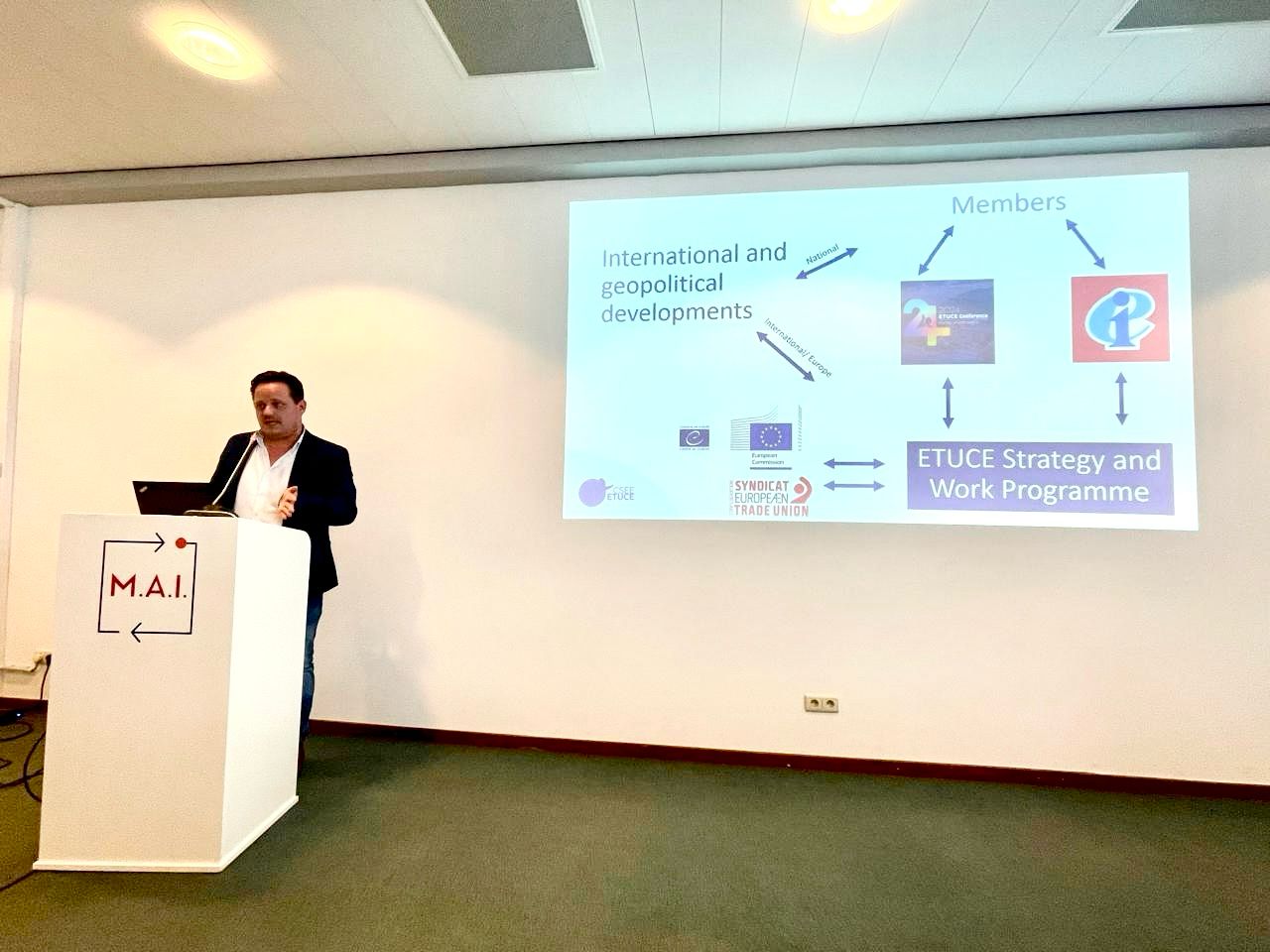 ATİAHİ sədri Brüsseldə Təhsil üzrə Avropa Həmkarlar İttifaqı Komitəsinin iclasında iştirak edib