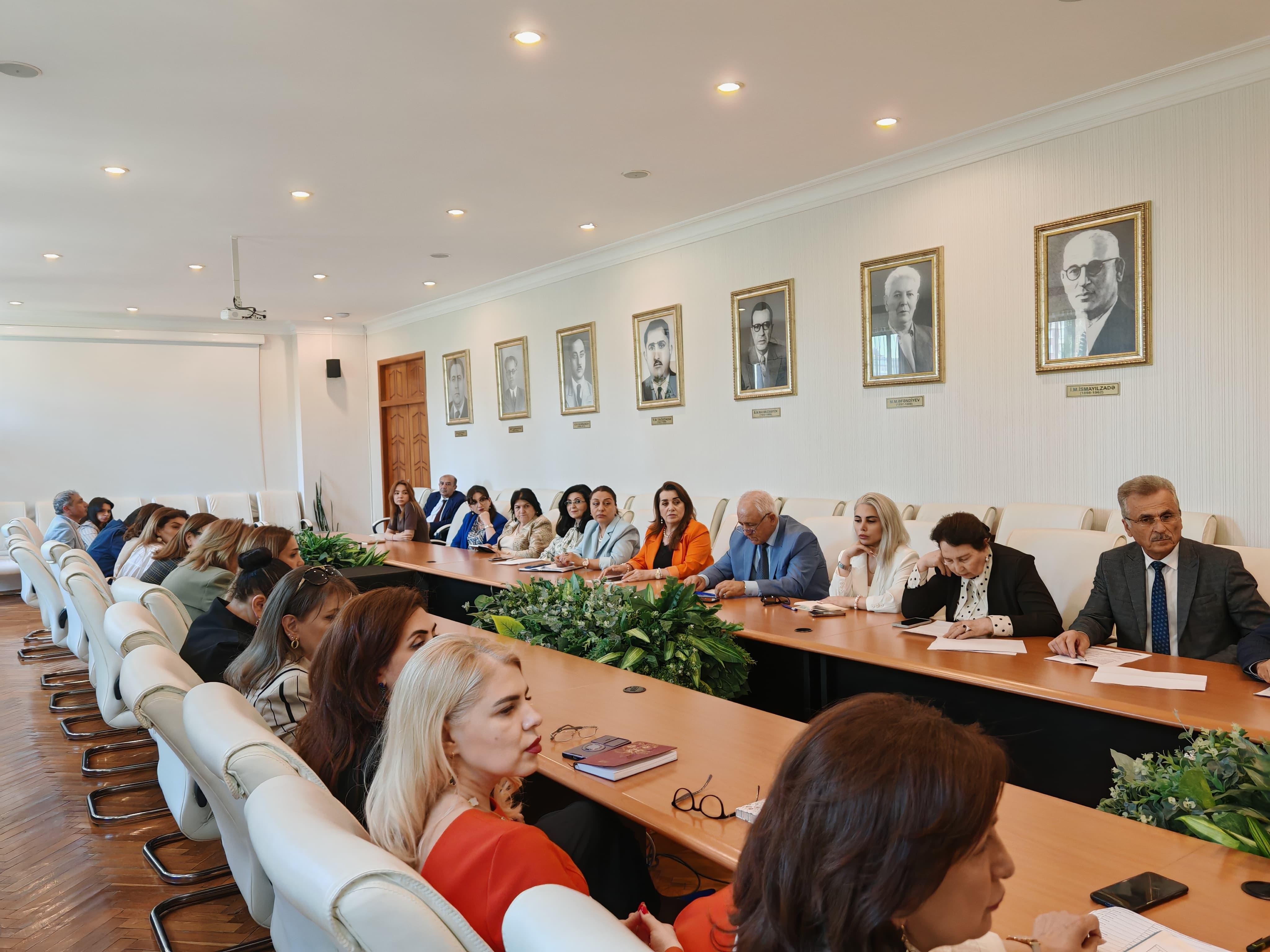 ATU-da İşçi qrupun iclası keçirilib