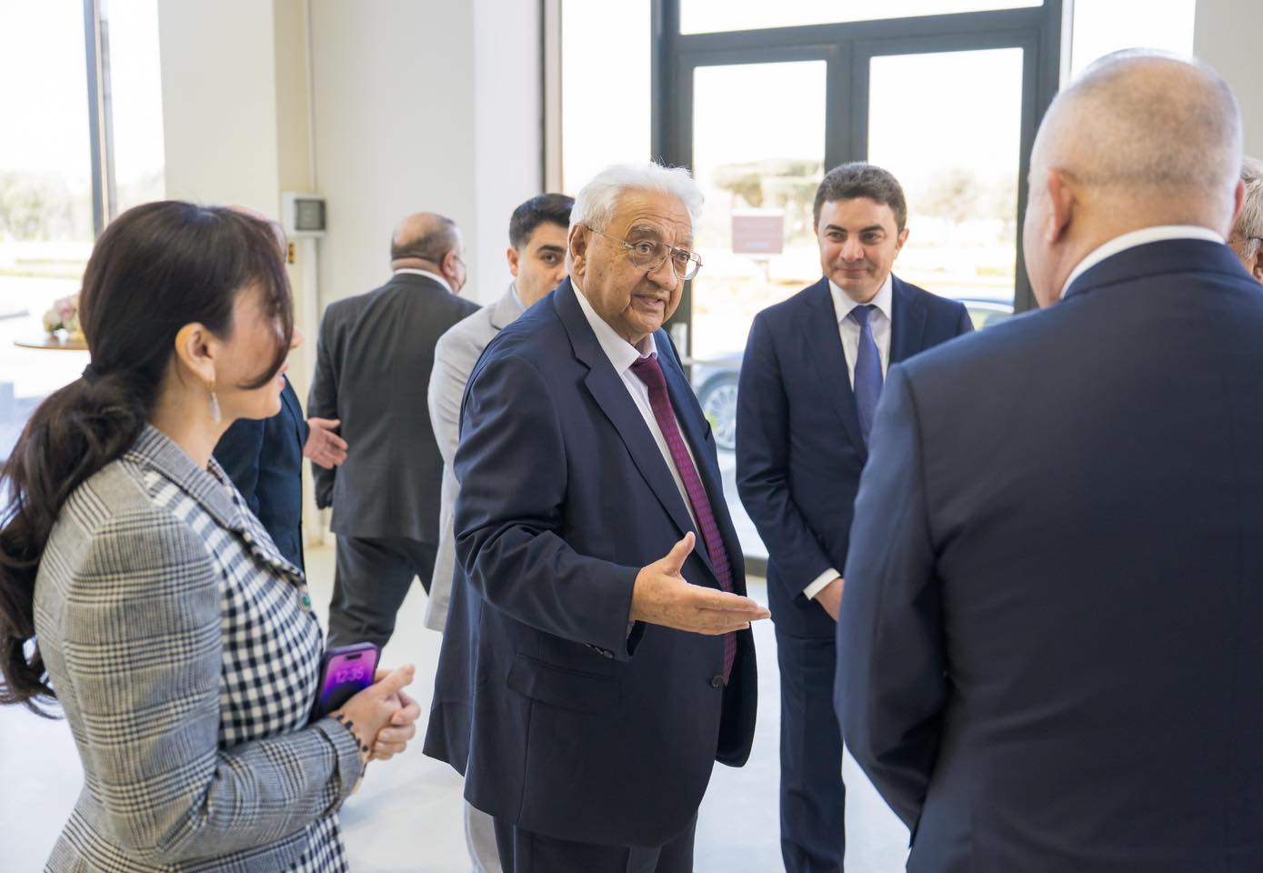 Aviasiya Akademiyasında "Boeing 777" tam uçuş simulyatoru quraşdırılıb