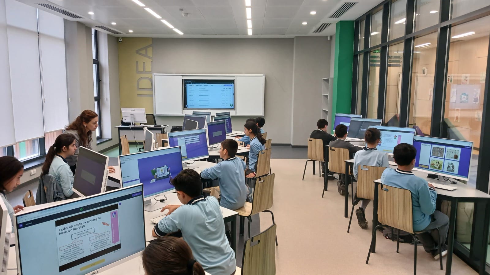 Azad edilmiş ərazilərdə təhsilin cari vəziyyəti açıqlanıb 