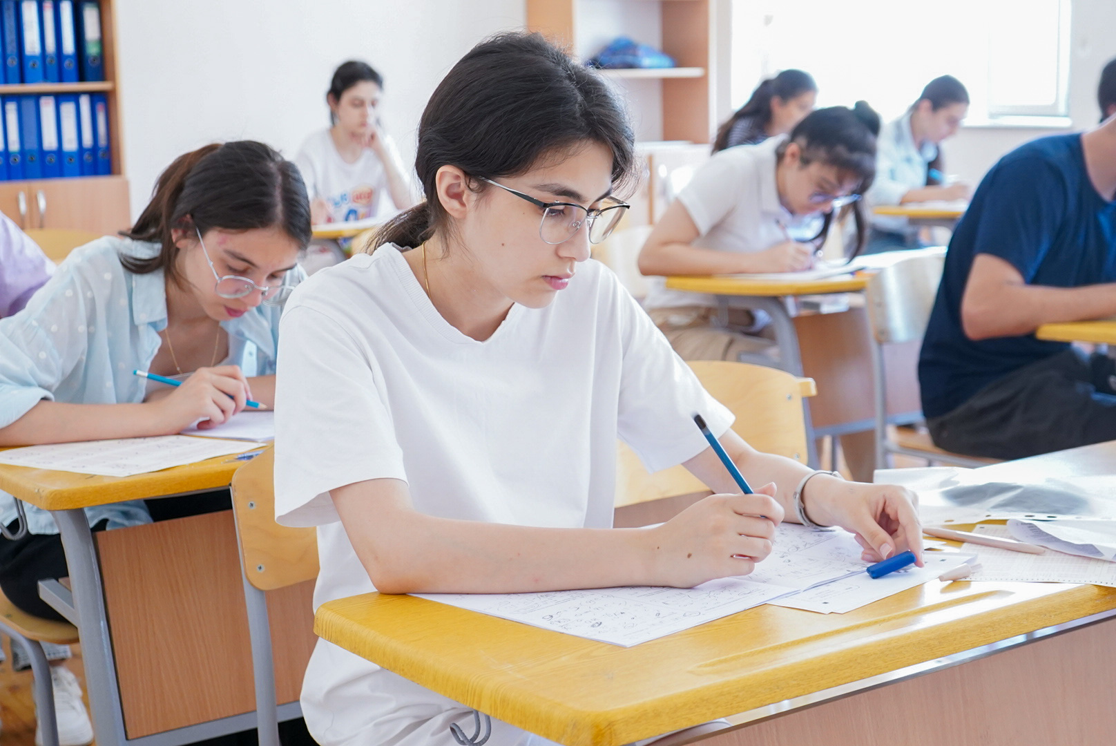 Azərbaycan dili fənni üzrə imtahan keçiriləcək 