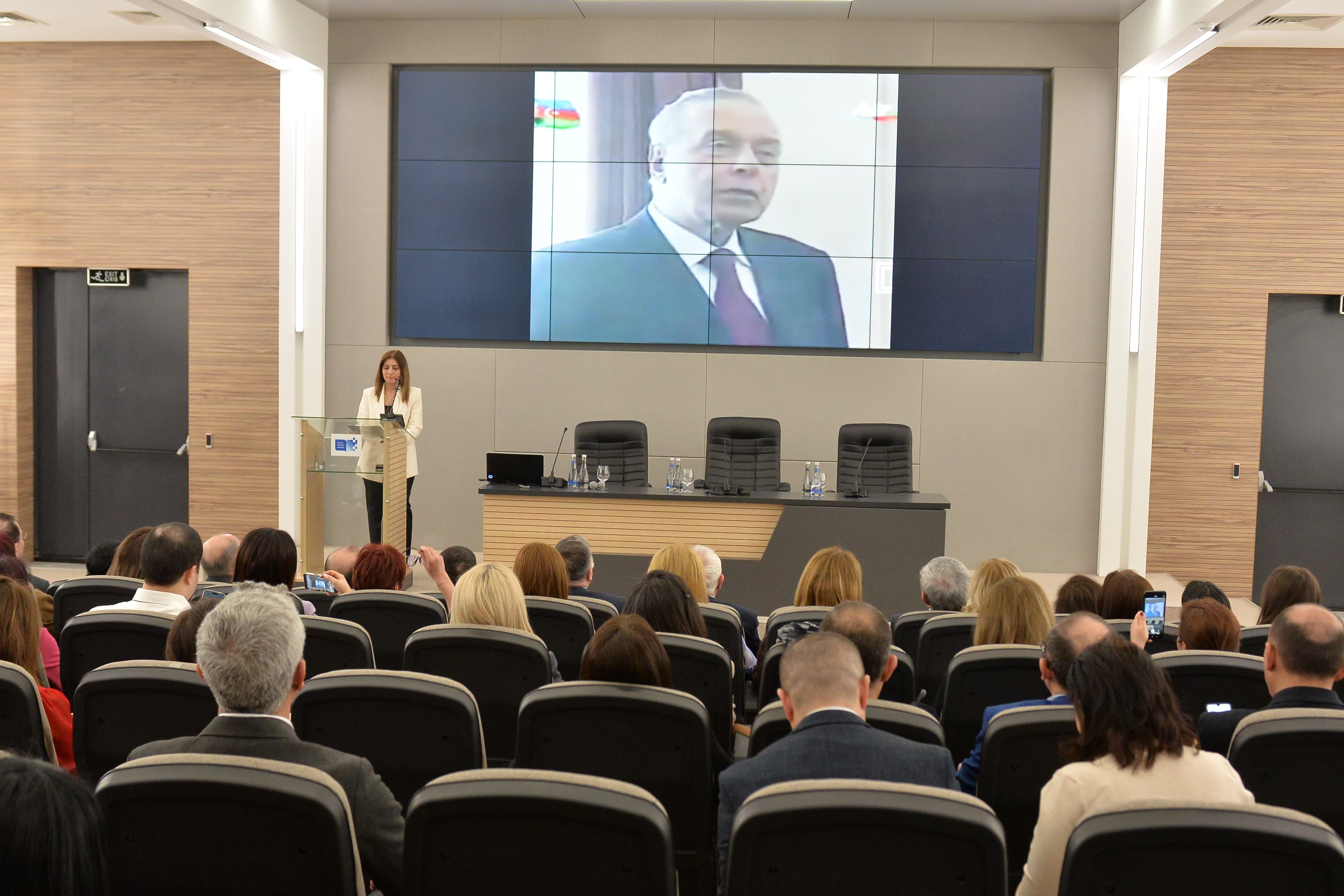 Azərbaycan dili üzrə sertifikasiya imtahanı üçün onlayn platformanın təqdimatı keçirilib