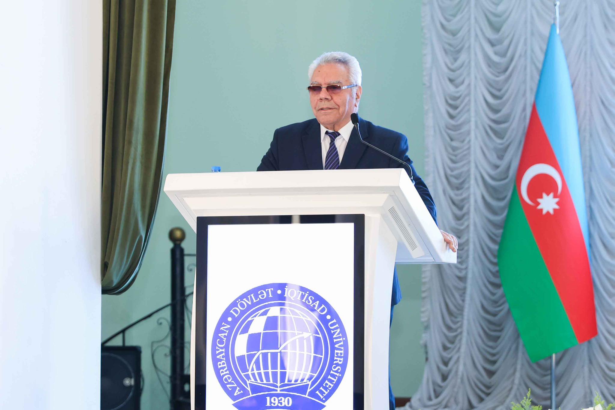 Azərbaycan Dövlət İqtisad Universitetinin 95 illik yubileyi qeyd olunub
