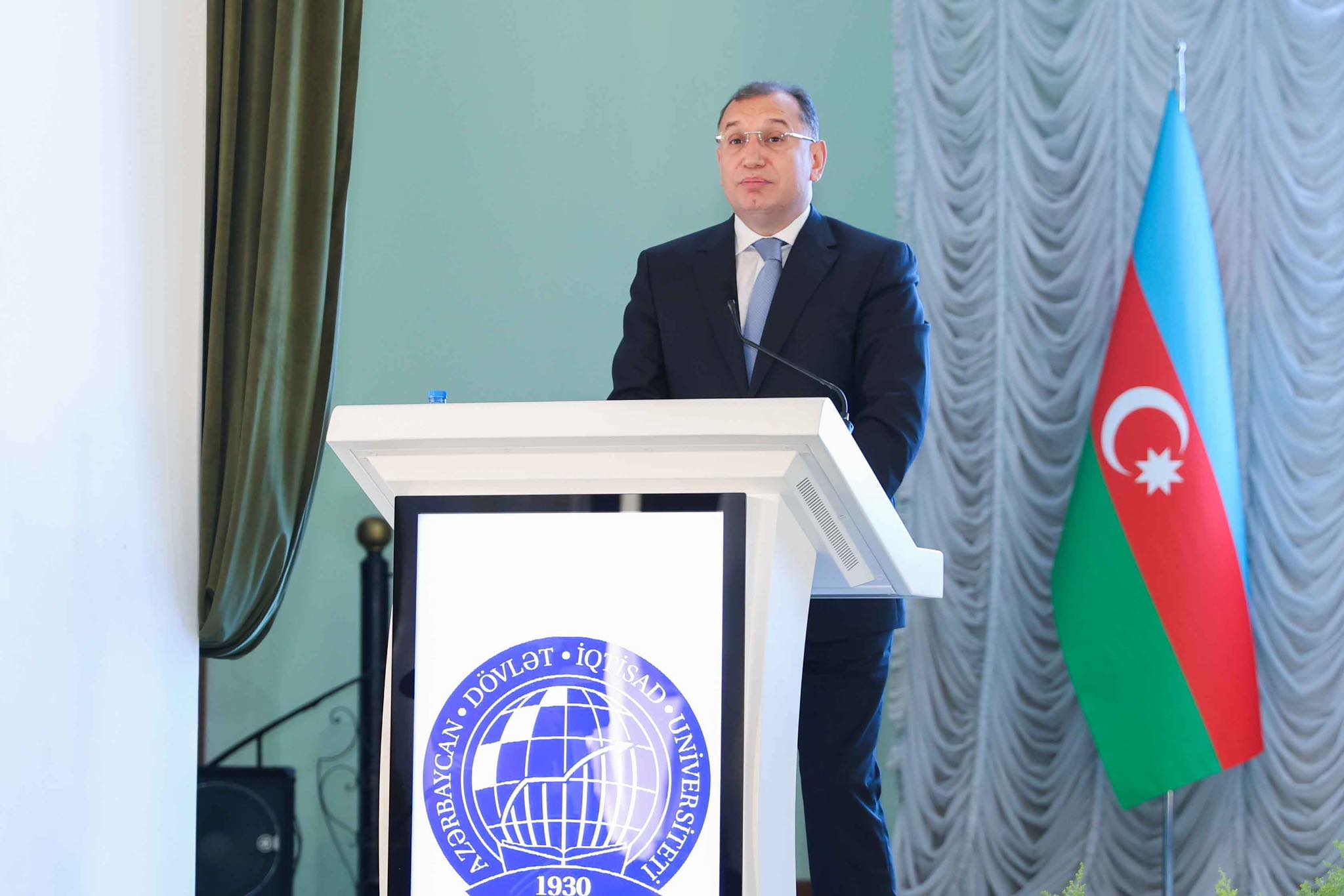 Azərbaycan Dövlət İqtisad Universitetinin 95 illik yubileyi qeyd olunub