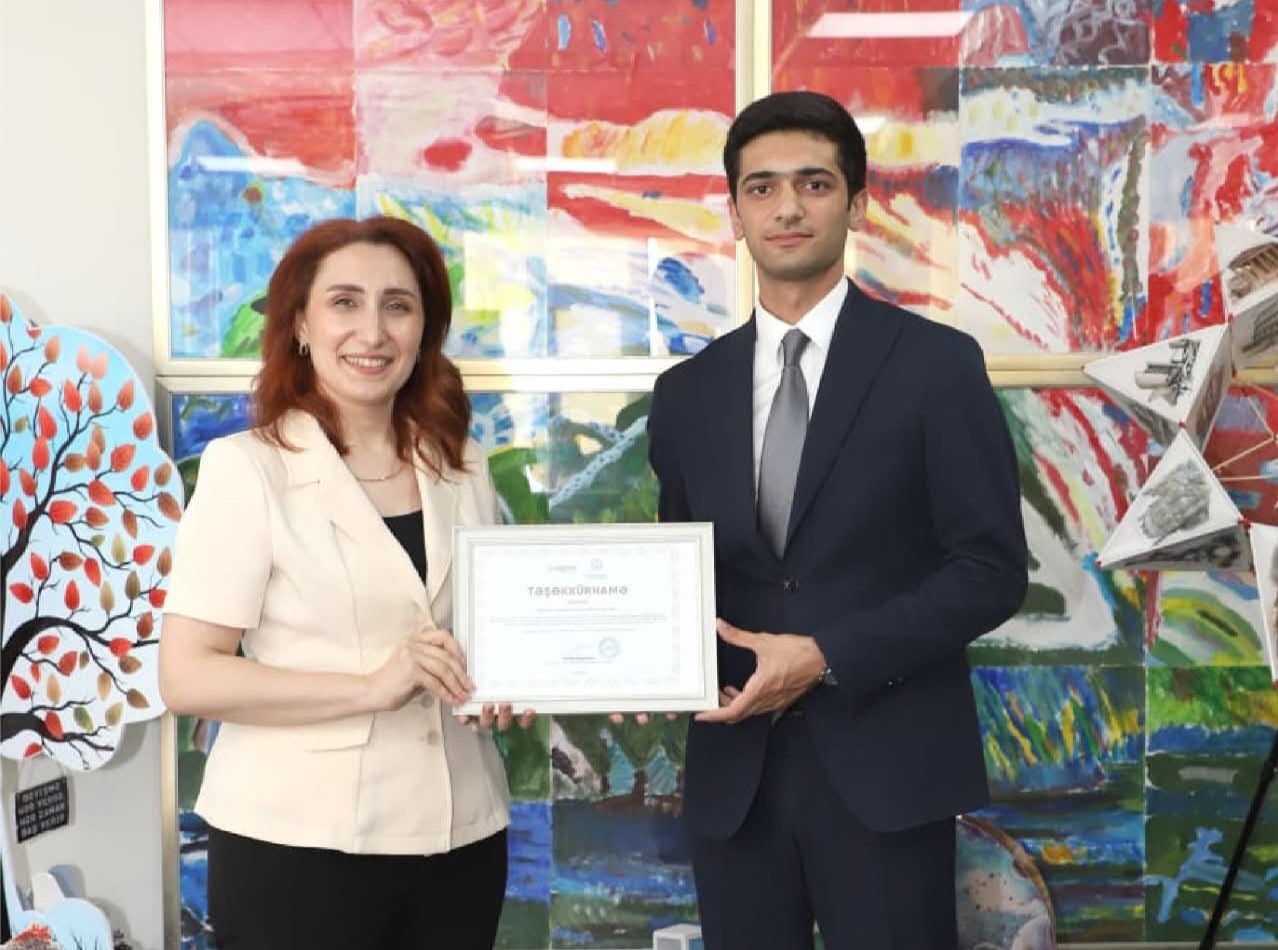 “Azərbaycan müəllimi” milli müsabiqəsinin qalibləri mükafatlandırılıb