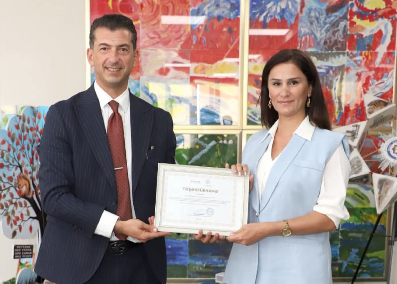 “Azərbaycan müəllimi” milli müsabiqəsinin qalibləri mükafatlandırılıb