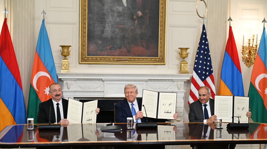 Azərbaycan Prezidentinin və Ermənistanın Baş nazirinin Vaşinqton şəhərində keçirilmiş görüşünə dair Birgə Bəyannamə imzalanıb