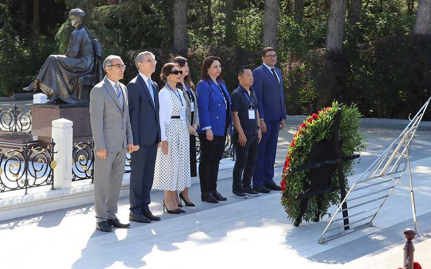 Azərbaycan Universitetində ikigünlük beynəlxalq konfrans işə başlayıb