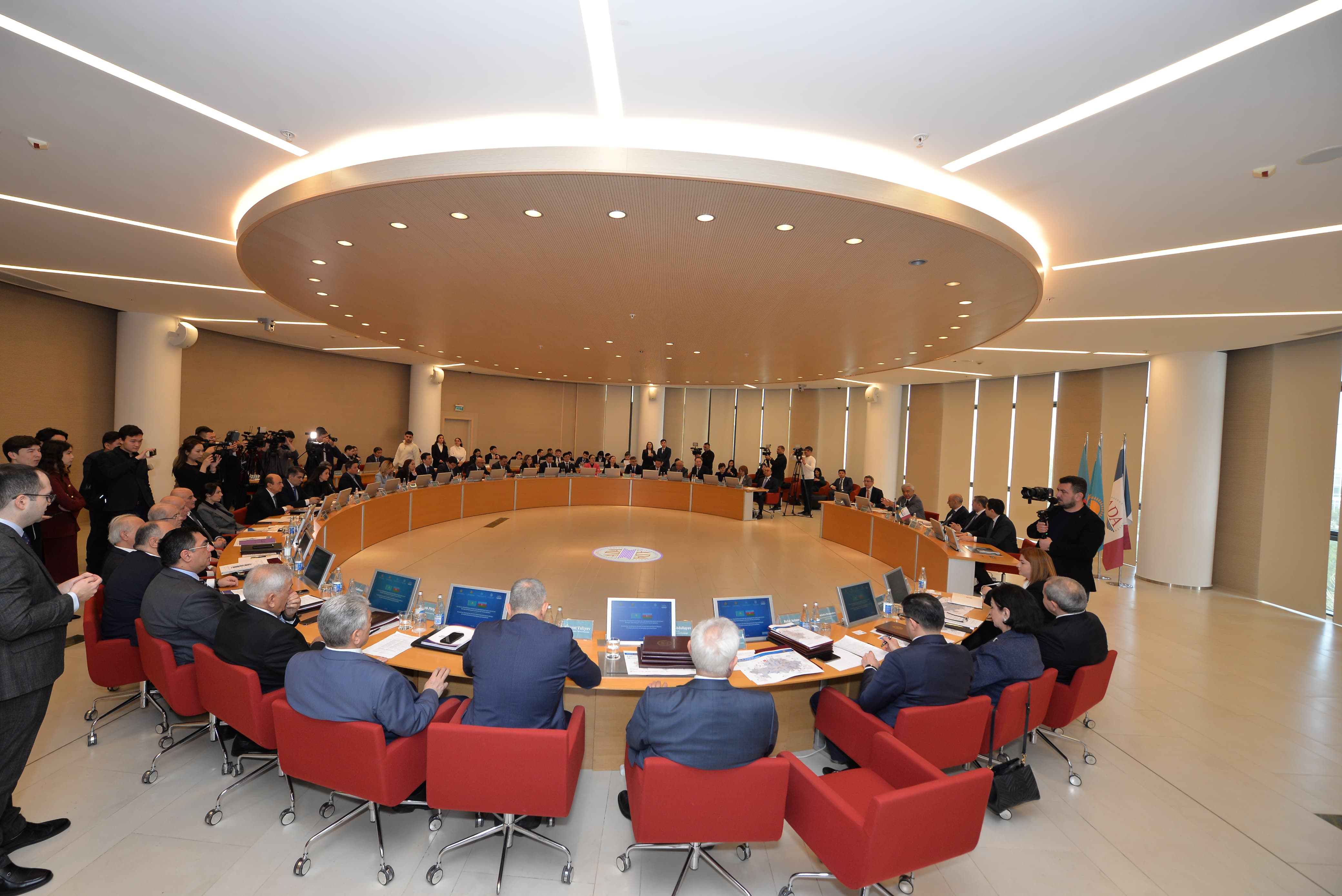 Azərbaycan və Qazaxıstanın ali təhsil imkanları müzakirə edilib