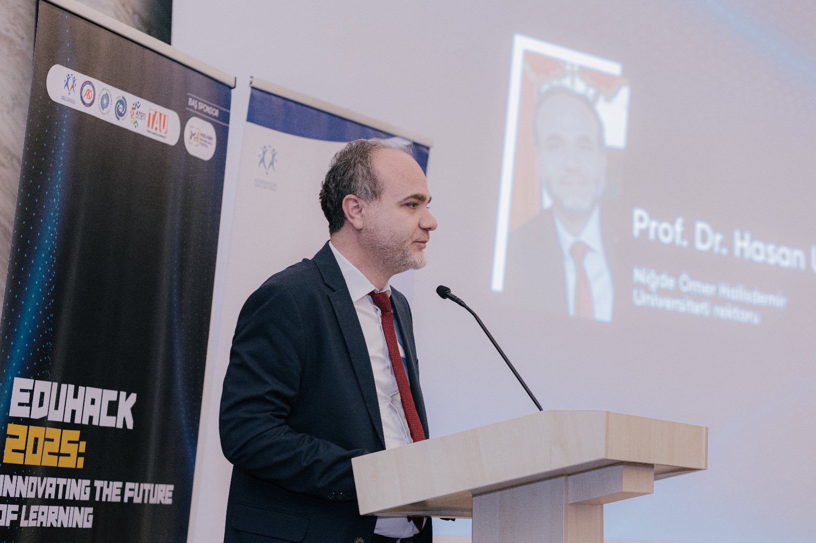 Azərbaycan və Türkiyə universitetlərinin tərəfdaşlığı ilə hakatona start verilib