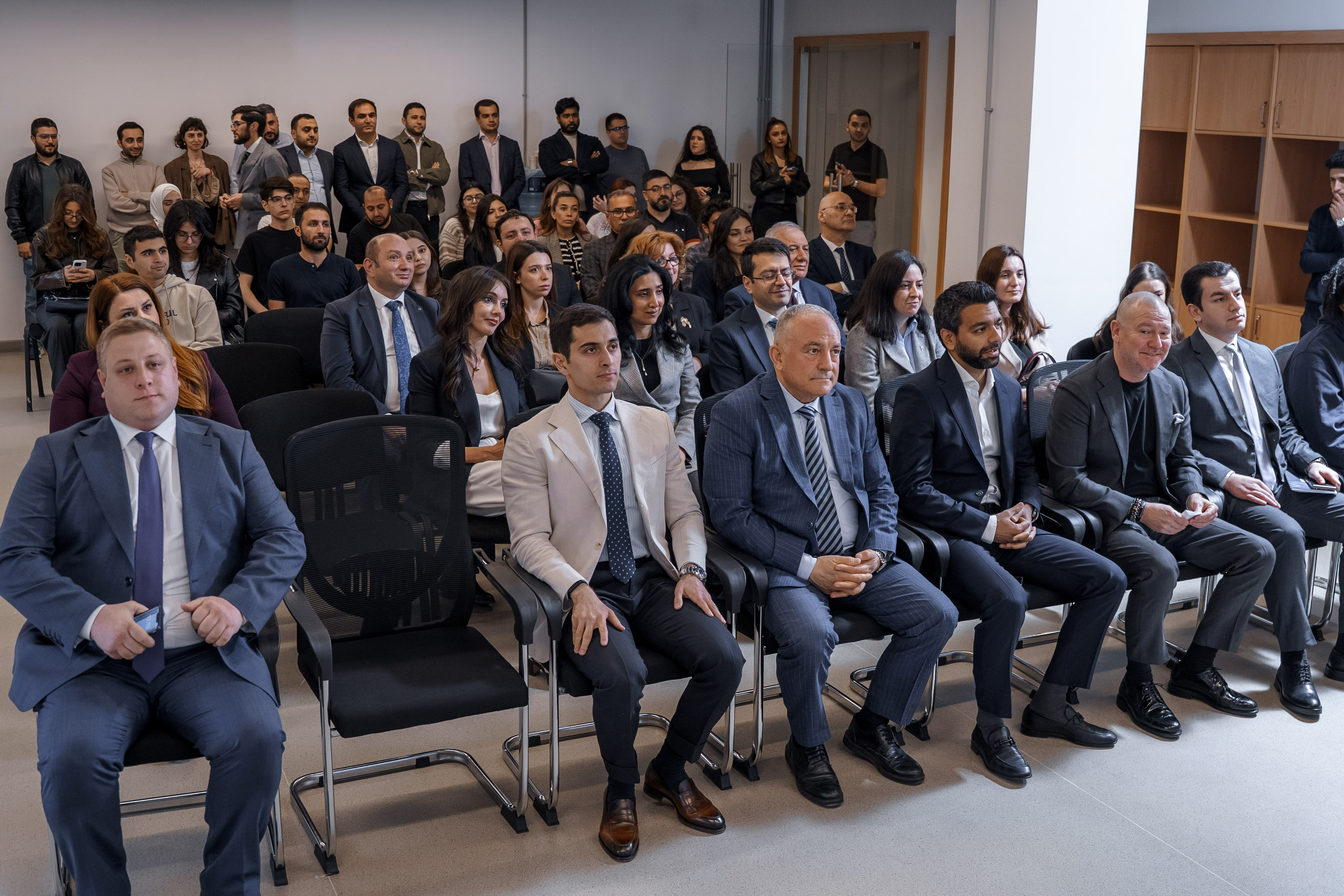 Azərbaycanda tanınmış İT proqramları üzrə tədrisə başlanılıb