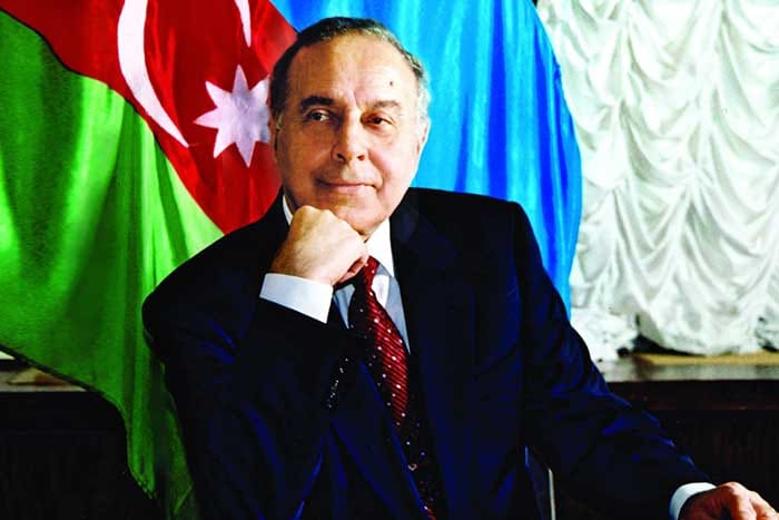 Azərbaycandan kənarda ali təhsilin tarixində Ulu Öndər Heydər Əliyevin misilsiz xidmətlərinə dair (Milli təhsil tariximizin qızıl hərflərlə yazılmış səhiflərindən) 