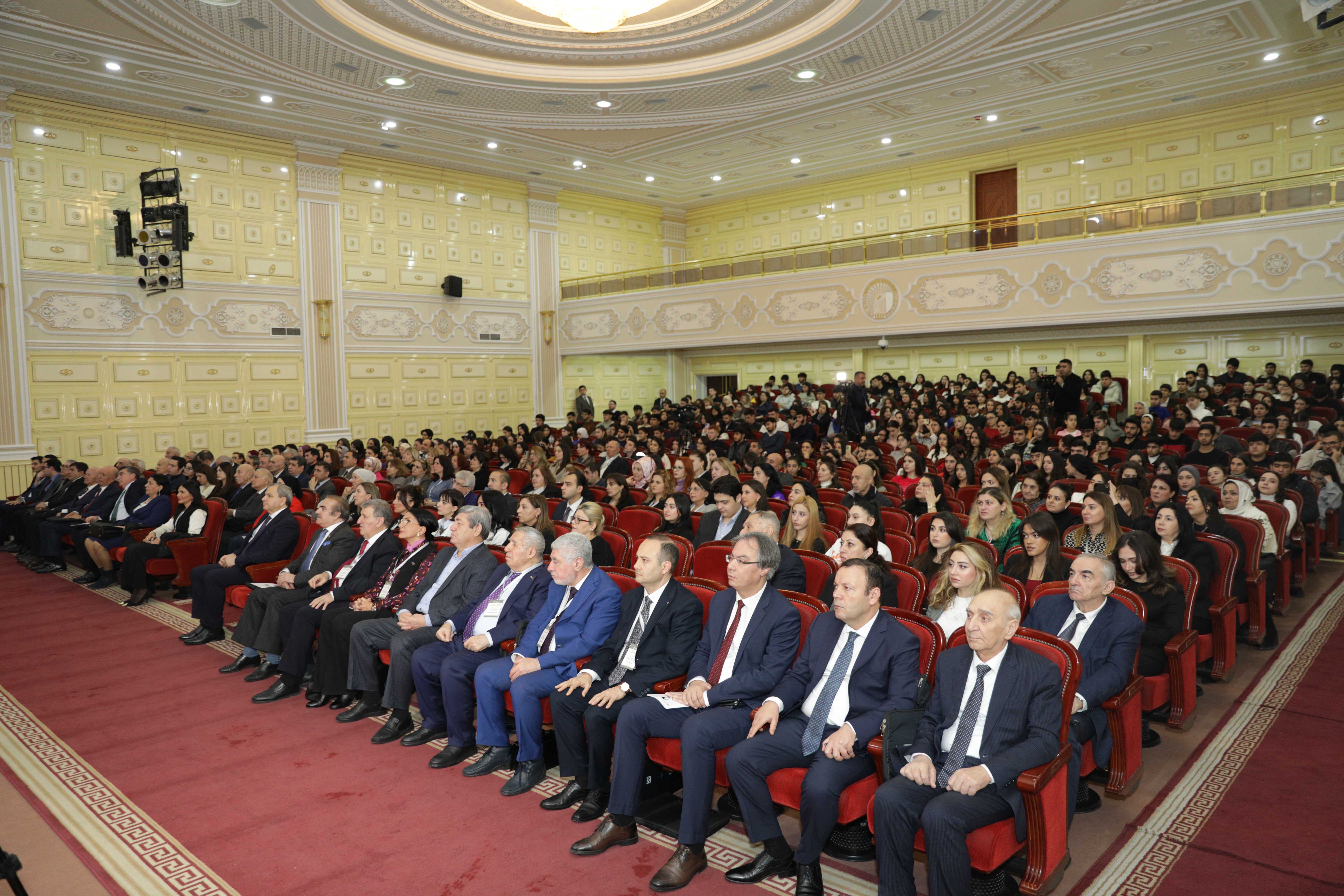 Azərbaycanın ilk qadın şərqşünas alimi