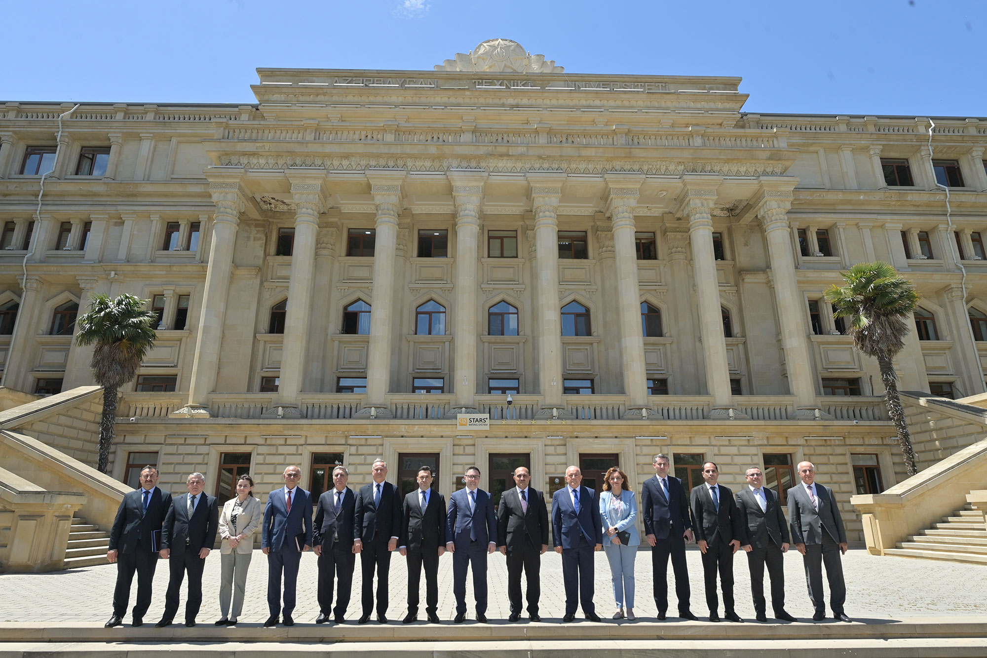 Azərbaycanın müdafiə sənayesi üçün kadr hazırlığı sahəsində mühüm sənəd imzalanıb