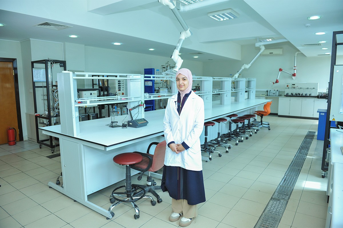 “Azərbaycanın təhsil imkanları valideynlərimin diqqətini çəkdi” – Əlcəzairli tələbə