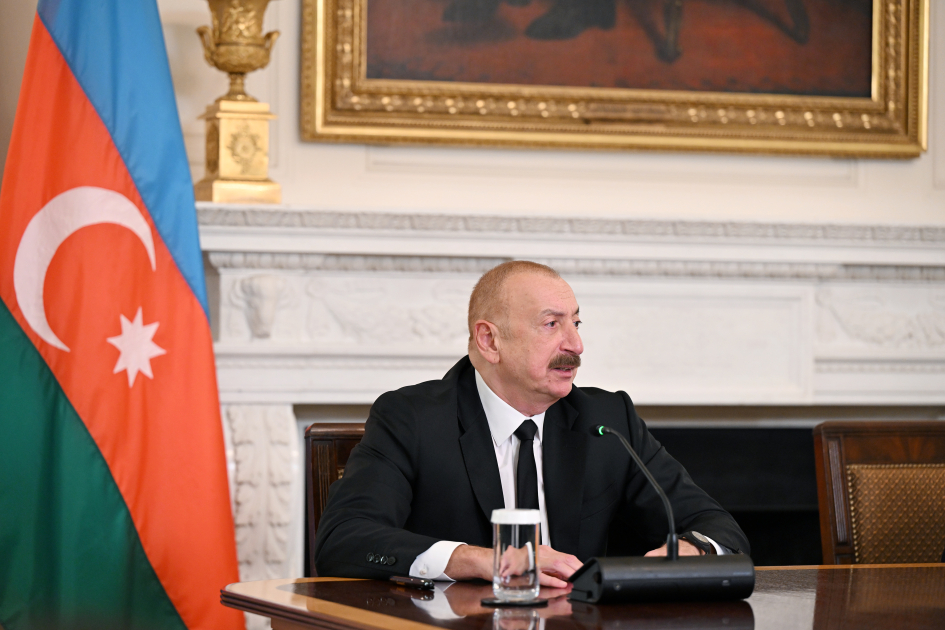 Azərbaycanın və ABŞ-ın prezidentləri, Ermənistanın Baş naziri Ağ Evdə mətbuata bəyanatla çıxış ediblər 