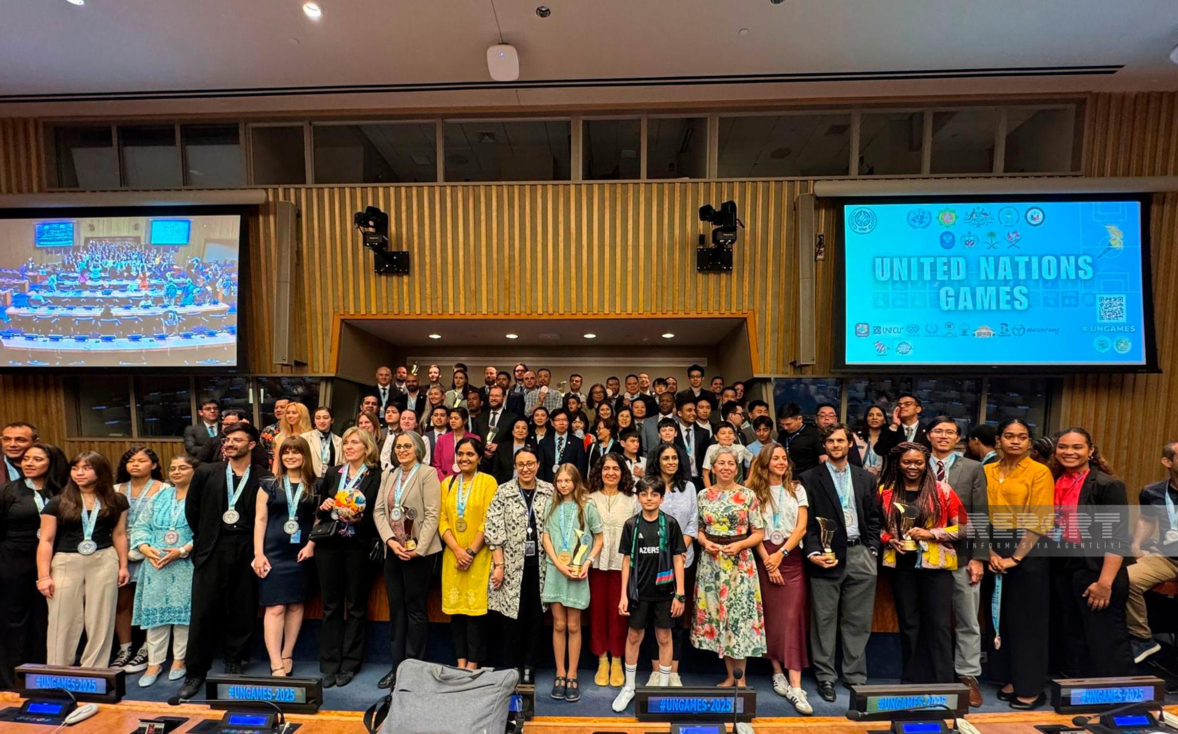 Azərbaycanlı məktəbli BMT Oyunlarında medal qazanıb