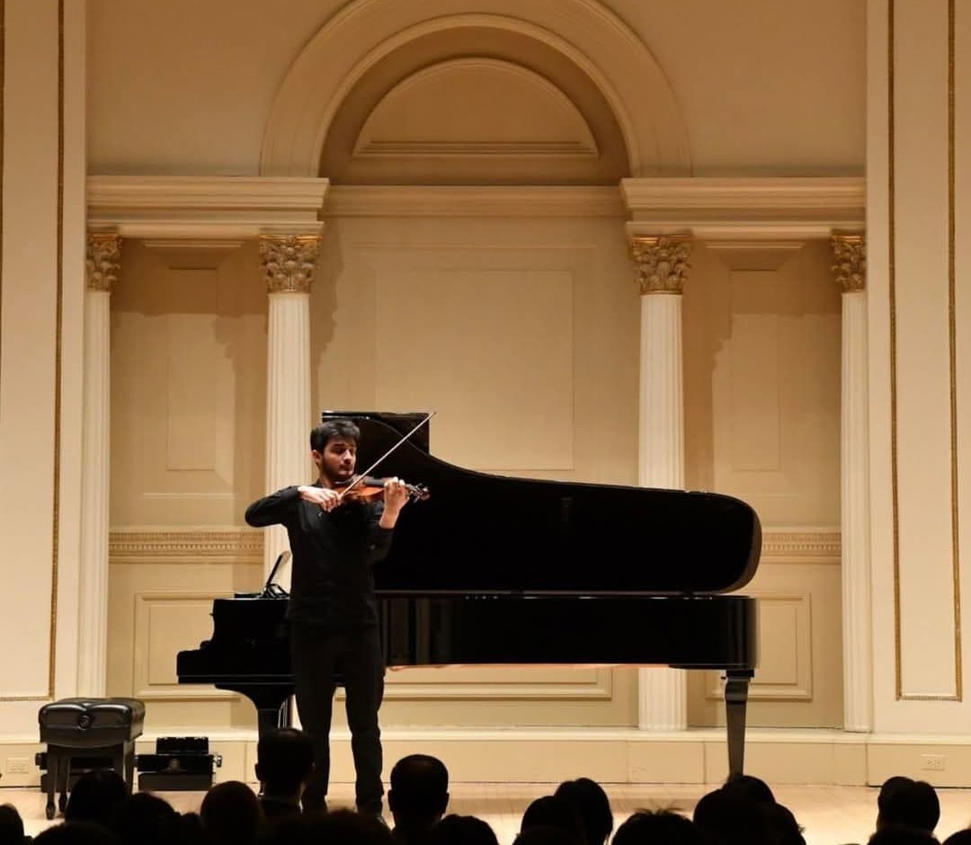 Azərbaycanlı tələbə ABŞ-də keçirilən müsabiqədə birinci oldu 