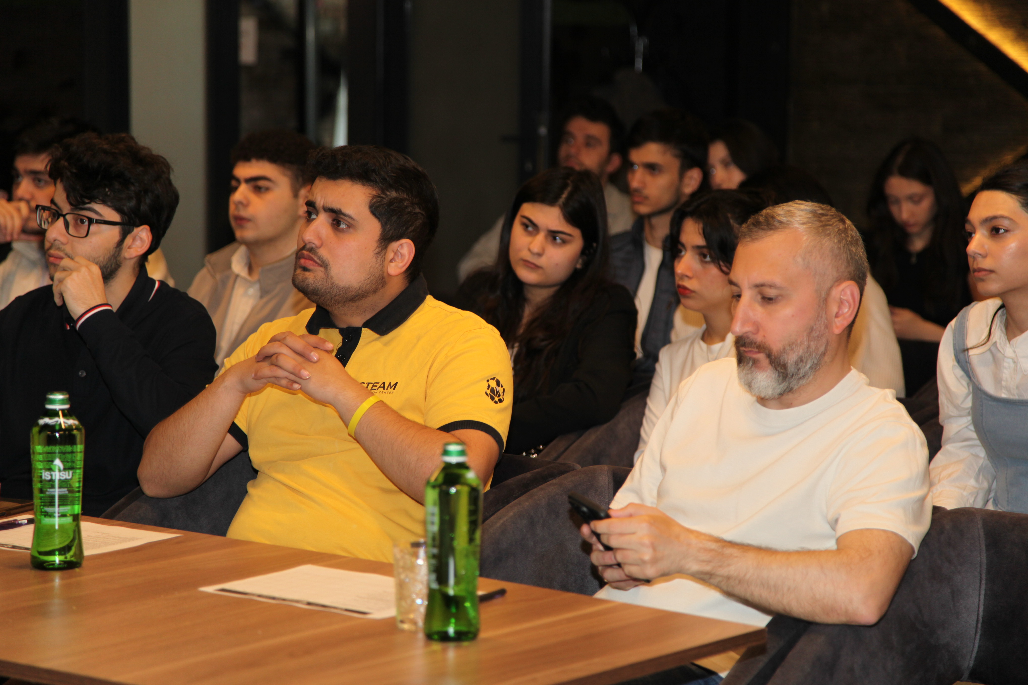 Azərbaycanlı tələbələr “EESTech Challenge Baku’25” müsabiqəsinin finalına çıxdılar