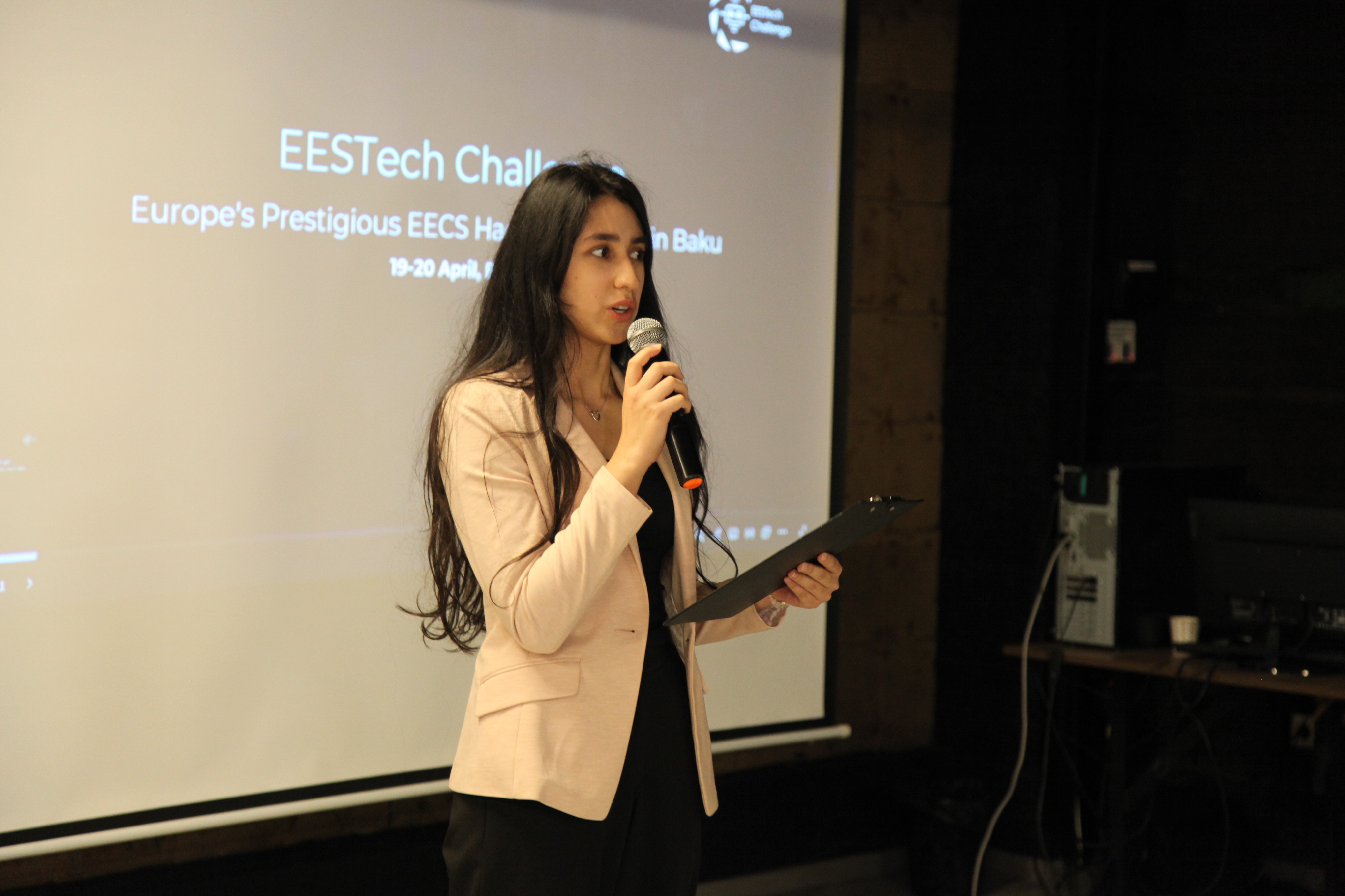 Azərbaycanlı tələbələr “EESTech Challenge Baku’25” müsabiqəsinin finalına çıxdılar