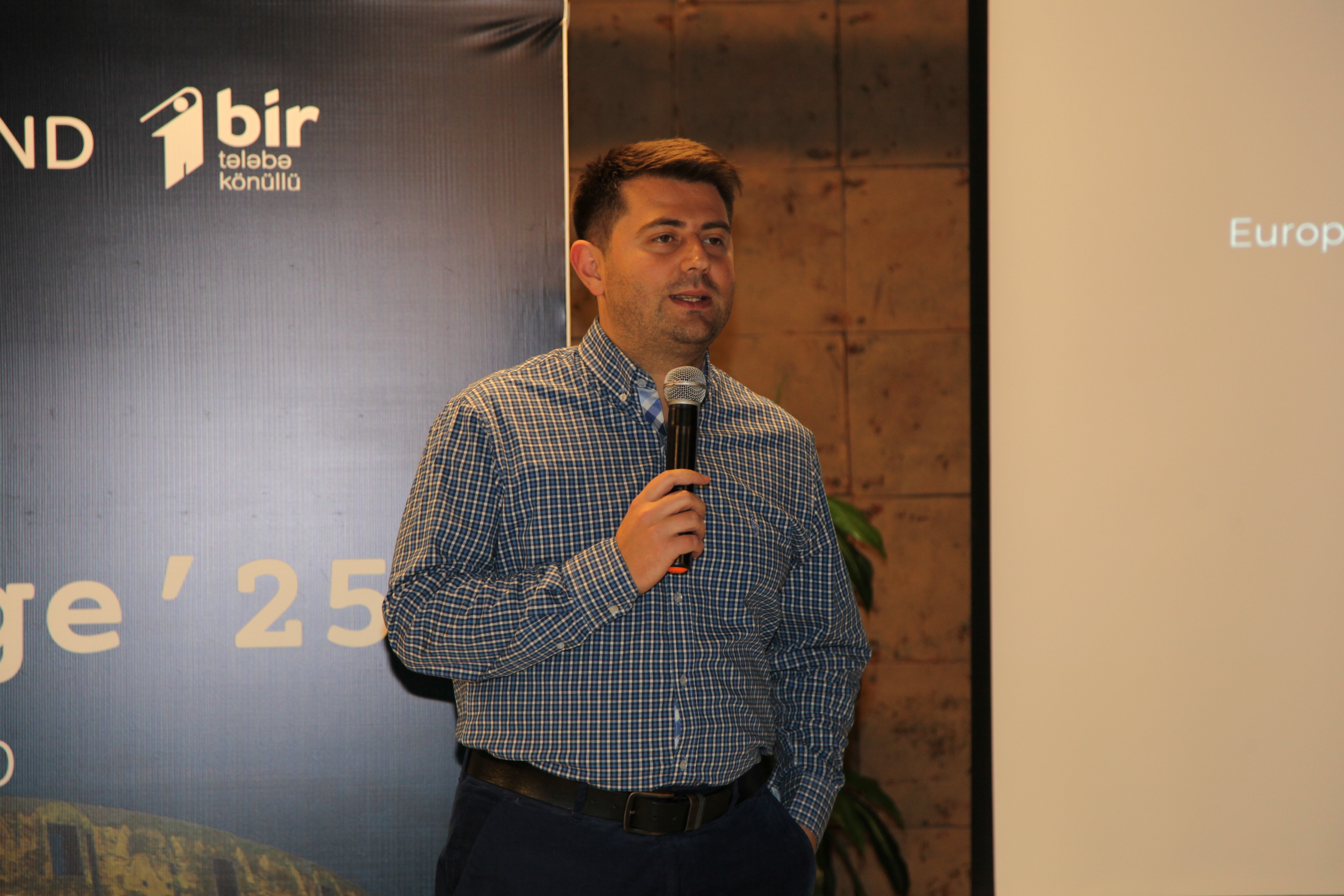 Azərbaycanlı tələbələr “EESTech Challenge Baku’25” müsabiqəsinin finalına çıxdılar