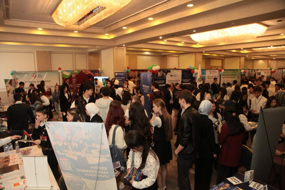 AzMİU beynəlxalq sərgidə təmsil olunub