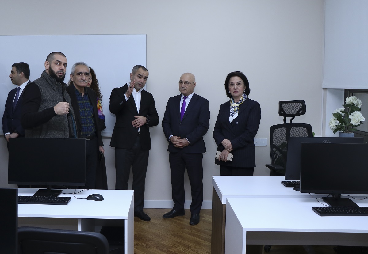 AzMİU-da 4 yeni laboratoriya istifadəyə verilib